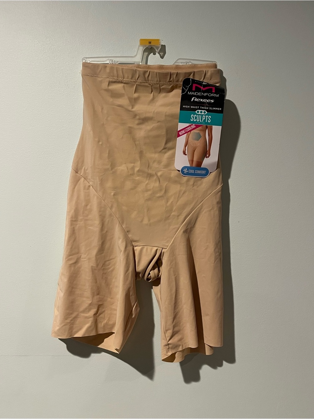 Maidenform Women’s Nude High-Waist Shaping Sculpts Shorts, Size Medium